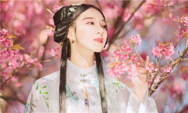 供卵试管婴儿：助您实现家庭梦想的科学方案